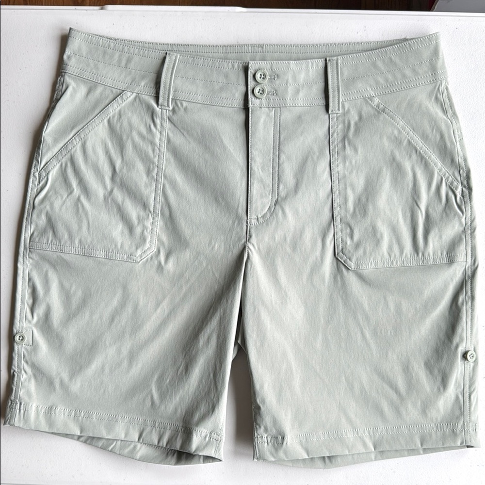 Eddie Bauer Rolled Hem Bermuda Shorts Sage Green Size 12 - Picture 5 of 15
